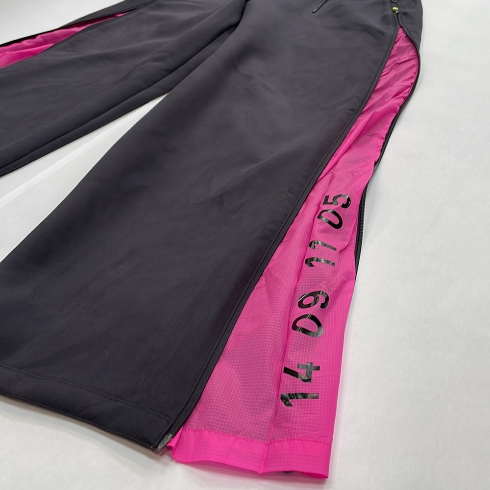 New Nike Women’s Sportswear Tech Pack Fleece Jogger Pants - Picture 4 of 7